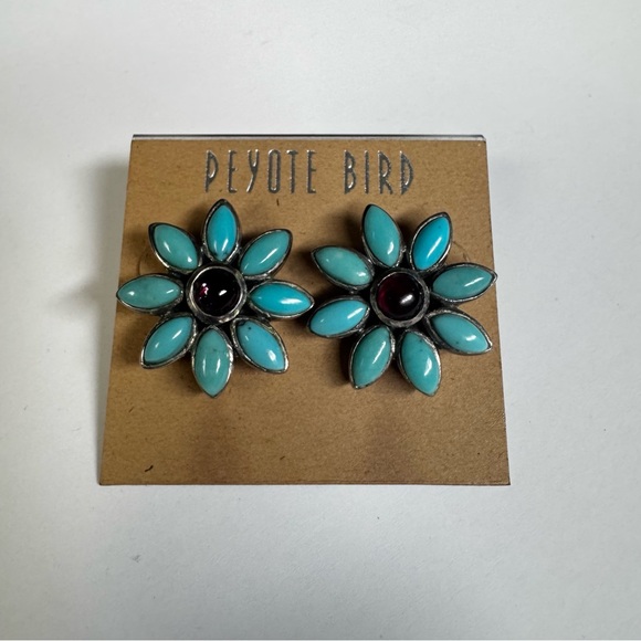 Peyote Bird Navajo Turquoise 925 Silver Stud Flower Earrings